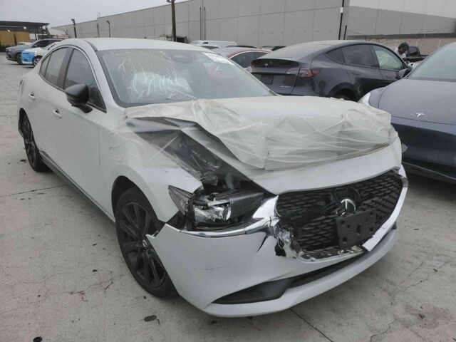 Белый Мазда 3, объемом двигателя 2.5 л и пробегом 6 тыс. км за 15000 $, фото 1 на Automoto.ua