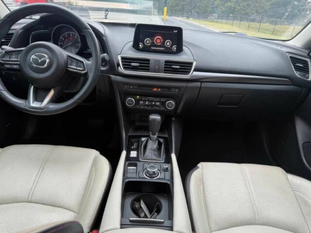 Белый Мазда 3, объемом двигателя 2.5 л и пробегом 67 тыс. км за 5400 $, фото 8 на Automoto.ua