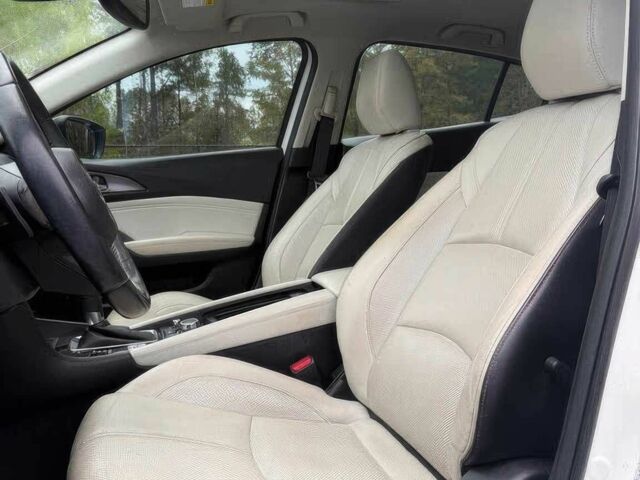 Белый Мазда 3, объемом двигателя 2.5 л и пробегом 67 тыс. км за 5400 $, фото 10 на Automoto.ua