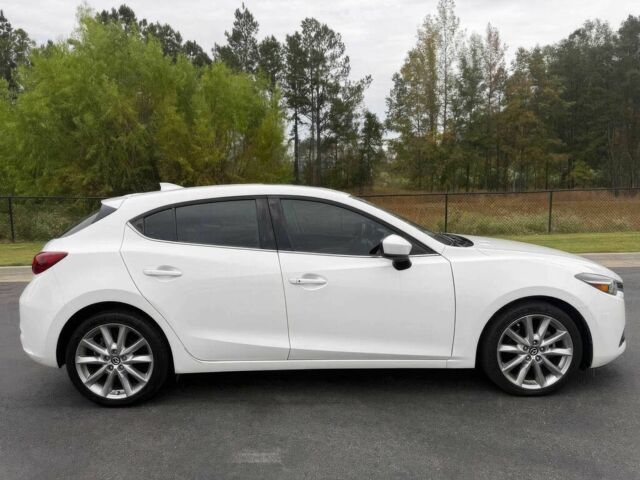 Белый Мазда 3, объемом двигателя 2.5 л и пробегом 67 тыс. км за 5400 $, фото 7 на Automoto.ua