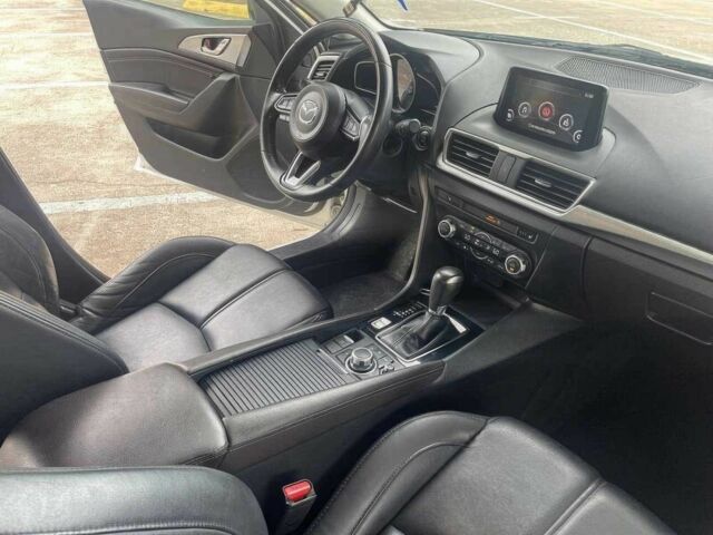 Білий Мазда 3, об'ємом двигуна 2.5 л та пробігом 43 тис. км за 6000 $, фото 9 на Automoto.ua