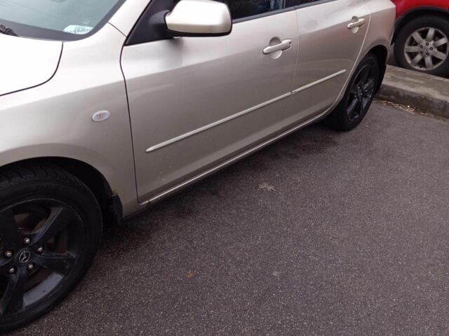 Бежевий Мазда 3, об'ємом двигуна 1.6 л та пробігом 265 тис. км за 3350 $, фото 1 на Automoto.ua