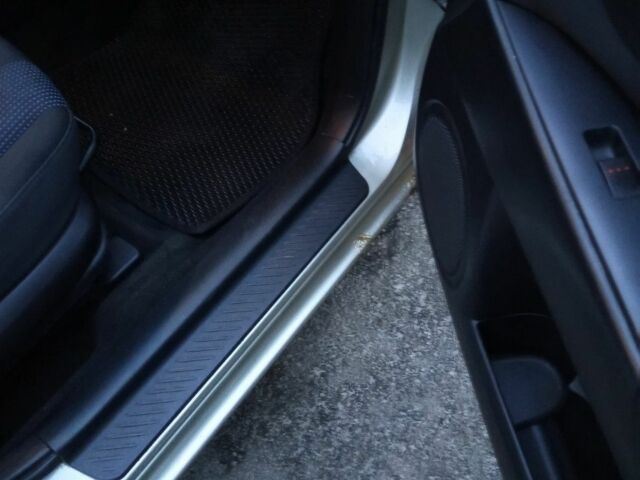 Бежевий Мазда 3, об'ємом двигуна 1.6 л та пробігом 265 тис. км за 3350 $, фото 7 на Automoto.ua