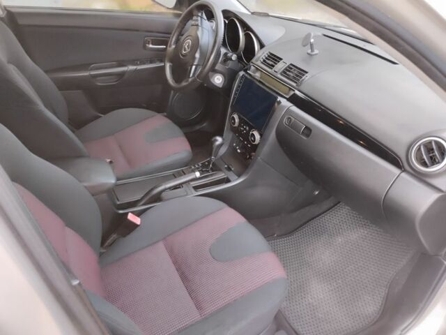 Бежевый Мазда 3, объемом двигателя 1.6 л и пробегом 250 тыс. км за 4550 $, фото 7 на Automoto.ua