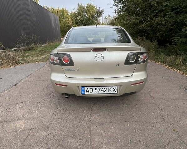 Бежевий Мазда 3, об'ємом двигуна 1.6 л та пробігом 250 тис. км за 4600 $, фото 2 на Automoto.ua