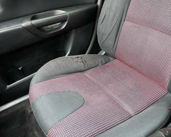 Бежевый Мазда 3, объемом двигателя 1.6 л и пробегом 158 тыс. км за 4500 $, фото 12 на Automoto.ua