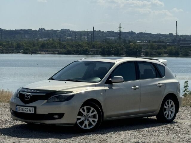 Бежевый Мазда 3, объемом двигателя 1.6 л и пробегом 250 тыс. км за 3950 $, фото 1 на Automoto.ua