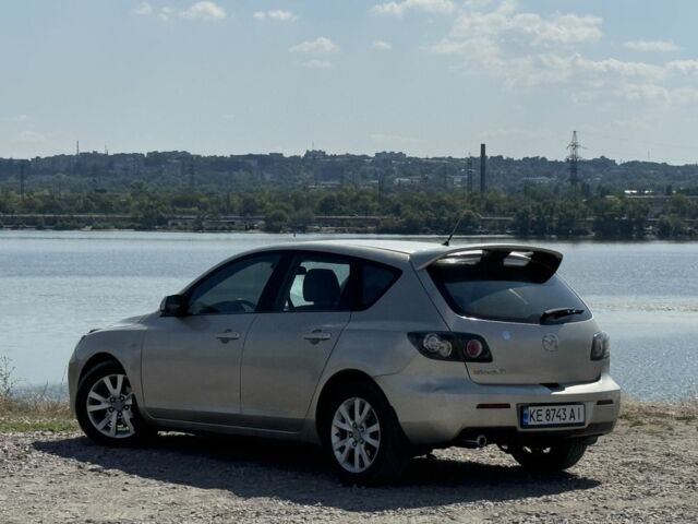 Бежевый Мазда 3, объемом двигателя 1.6 л и пробегом 250 тыс. км за 3950 $, фото 2 на Automoto.ua