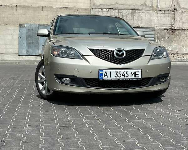 Бежевий Мазда 3, об'ємом двигуна 1.6 л та пробігом 243 тис. км за 5100 $, фото 3 на Automoto.ua