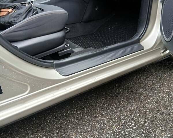 Бежевый Мазда 3, объемом двигателя 1.6 л и пробегом 143 тыс. км за 6200 $, фото 9 на Automoto.ua