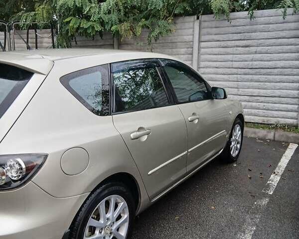 Бежевый Мазда 3, объемом двигателя 1.6 л и пробегом 143 тыс. км за 6200 $, фото 6 на Automoto.ua