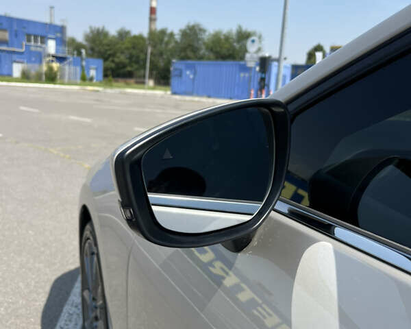 Бежевый Мазда 3, объемом двигателя 2.5 л и пробегом 15 тыс. км за 23499 $, фото 2 на Automoto.ua