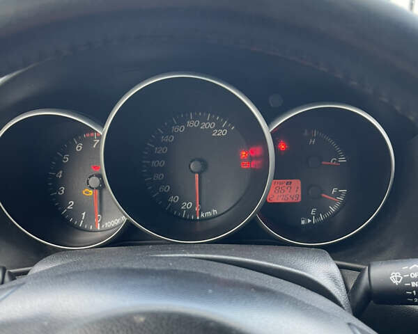 Бежевый Мазда 3, объемом двигателя 1.6 л и пробегом 217 тыс. км за 3200 $, фото 7 на Automoto.ua