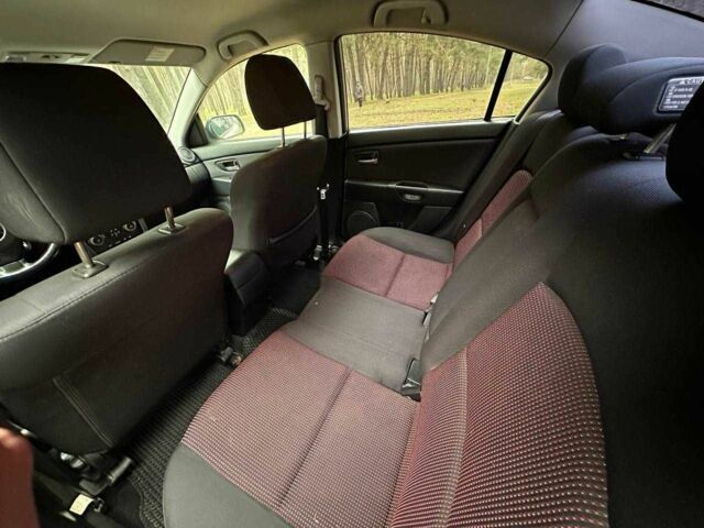 Бежевый Мазда 3, объемом двигателя 1.6 л и пробегом 252 тыс. км за 4000 $, фото 11 на Automoto.ua