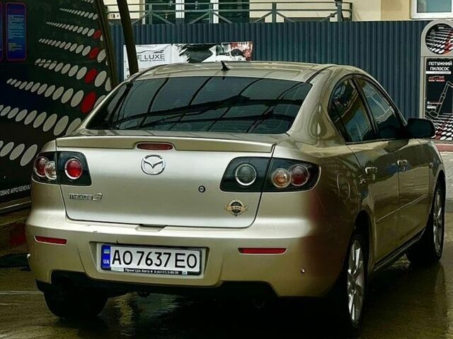 Бежевий Мазда 3, об'ємом двигуна 1.6 л та пробігом 240 тис. км за 4000 $, фото 1 на Automoto.ua