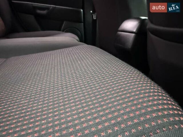 Бежевый Мазда 3, объемом двигателя 1.6 л и пробегом 220 тыс. км за 3499 $, фото 39 на Automoto.ua