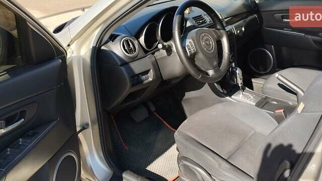 Бежевый Мазда 3, объемом двигателя 1.6 л и пробегом 189 тыс. км за 5500 $, фото 10 на Automoto.ua