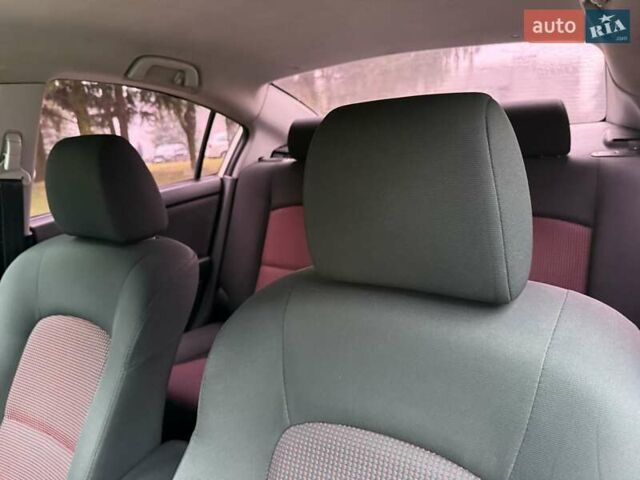 Бежевый Мазда 3, объемом двигателя 1.6 л и пробегом 220 тыс. км за 3499 $, фото 49 на Automoto.ua