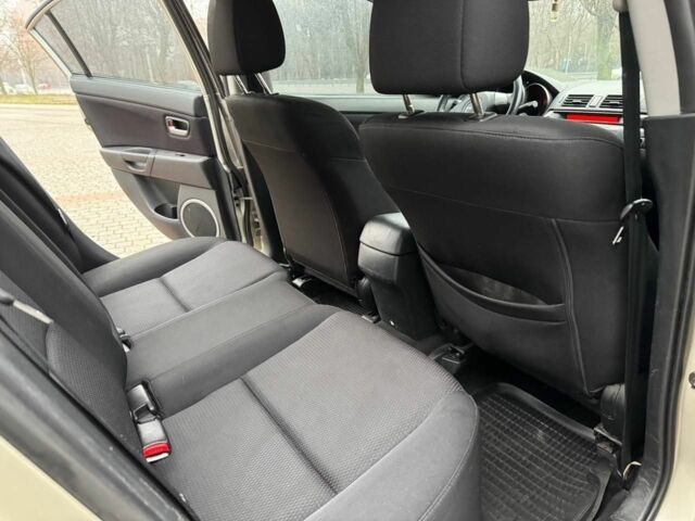 Бежевый Мазда 3, объемом двигателя 1.6 л и пробегом 161 тыс. км за 4999 $, фото 14 на Automoto.ua