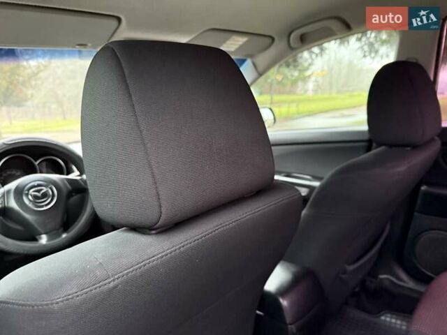 Бежевый Мазда 3, объемом двигателя 1.6 л и пробегом 220 тыс. км за 3499 $, фото 46 на Automoto.ua