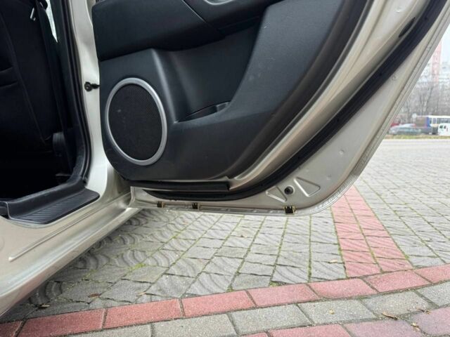 Бежевый Мазда 3, объемом двигателя 1.6 л и пробегом 161 тыс. км за 4999 $, фото 13 на Automoto.ua