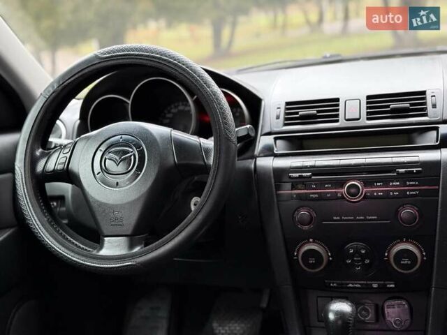 Бежевый Мазда 3, объемом двигателя 1.6 л и пробегом 220 тыс. км за 3499 $, фото 56 на Automoto.ua