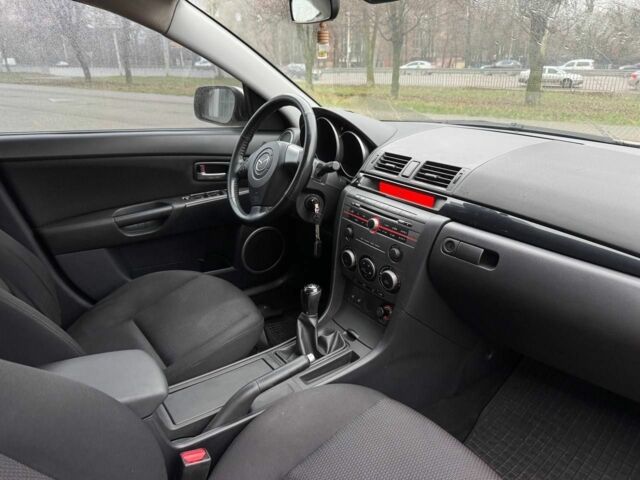 Бежевый Мазда 3, объемом двигателя 1.6 л и пробегом 161 тыс. км за 4999 $, фото 17 на Automoto.ua