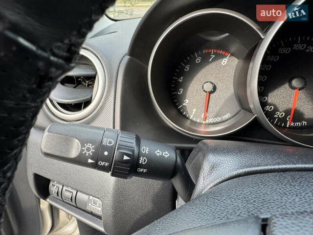Мазда 3 2006 у Полтаві на Automoto.ua Бежевий Мазда 3, об'ємом двигуна 1.6 л та пробігом 193 тис. км за 6500 $, фото 44 на Automoto.ua