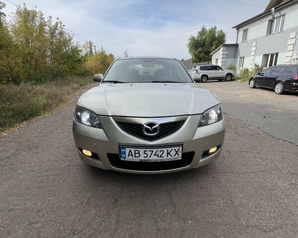 Бежевый Мазда 3, объемом двигателя 1.6 л и пробегом 249 тыс. км за 4300 $, фото 6 на Automoto.ua