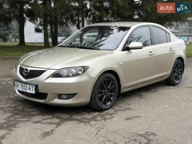 Бежевый Мазда 3, объемом двигателя 1.6 л и пробегом 220 тыс. км за 3499 $, фото 3 на Automoto.ua
