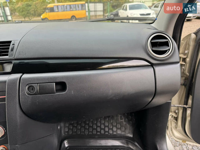 Мазда 3 2006 у Полтаві на Automoto.ua Бежевий Мазда 3, об'ємом двигуна 1.6 л та пробігом 193 тис. км за 6500 $, фото 55 на Automoto.ua