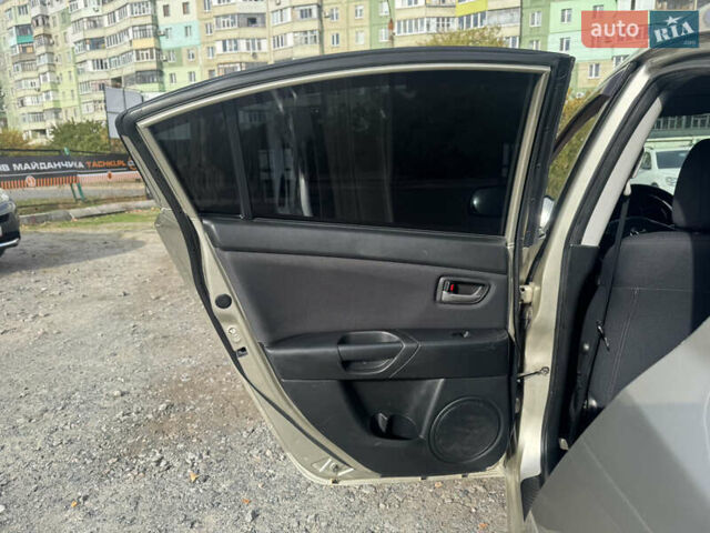 Мазда 3 2006 у Полтаві на Automoto.ua Бежевий Мазда 3, об'ємом двигуна 1.6 л та пробігом 193 тис. км за 6500 $, фото 24 на Automoto.ua