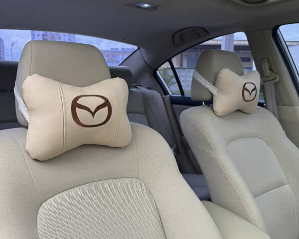 Бежевий Мазда 3, об'ємом двигуна 1.6 л та пробігом 166 тис. км за 7800 $, фото 11 на Automoto.ua