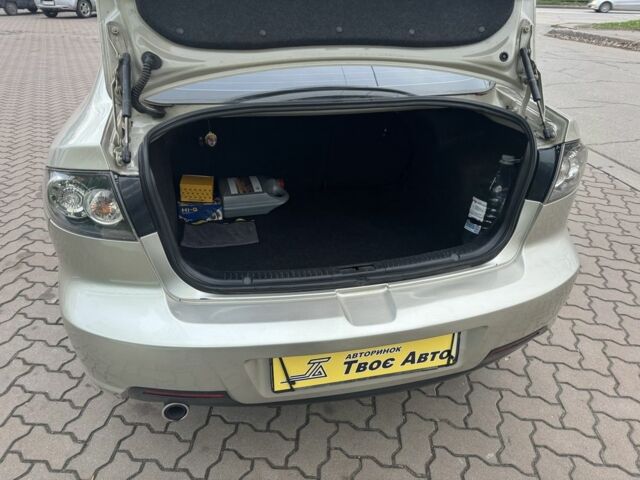 Бежевый Мазда 3, объемом двигателя 2 л и пробегом 184 тыс. км за 5350 $, фото 17 на Automoto.ua