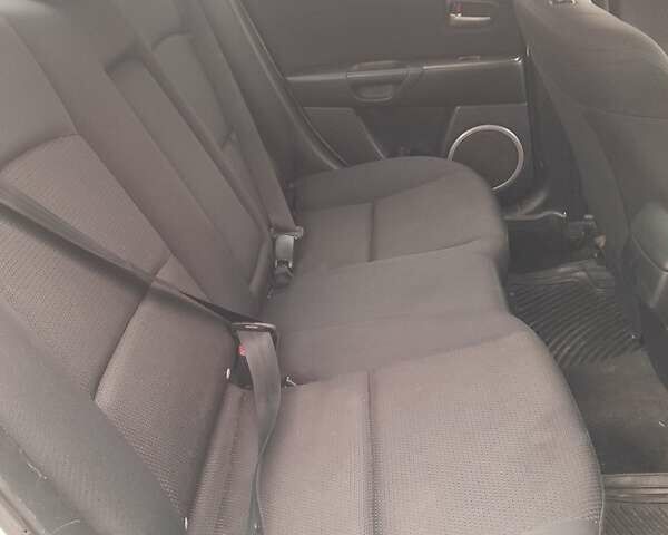 Бежевий Мазда 3, об'ємом двигуна 1.6 л та пробігом 200 тис. км за 4500 $, фото 7 на Automoto.ua