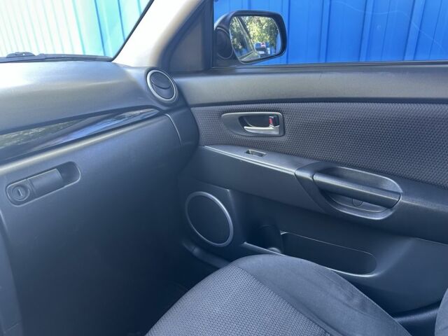 Бежевый Мазда 3, объемом двигателя 1.6 л и пробегом 194 тыс. км за 5299 $, фото 5 на Automoto.ua