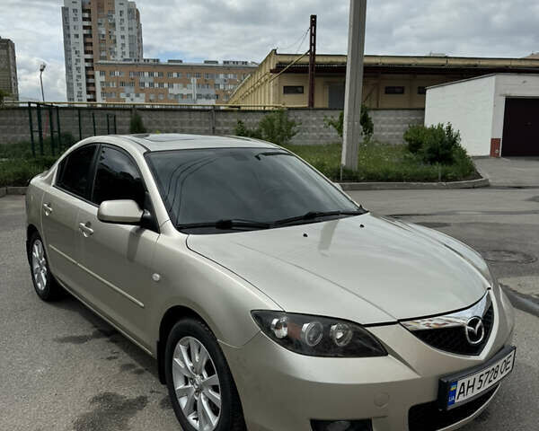 Бежевий Мазда 3, об'ємом двигуна 1.6 л та пробігом 166 тис. км за 7800 $, фото 2 на Automoto.ua