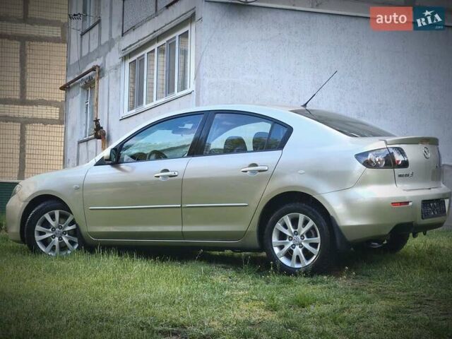 Бежевий Мазда 3, об'ємом двигуна 1.6 л та пробігом 115 тис. км за 6700 $, фото 6 на Automoto.ua