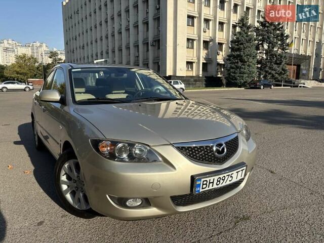 Бежевый Мазда 3, объемом двигателя 1.6 л и пробегом 147 тыс. км за 6300 $, фото 1 на Automoto.ua