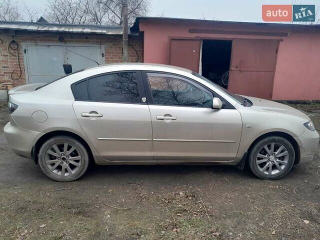 Бежевий Мазда 3, об'ємом двигуна 1.6 л та пробігом 200 тис. км за 4500 $, фото 5 на Automoto.ua