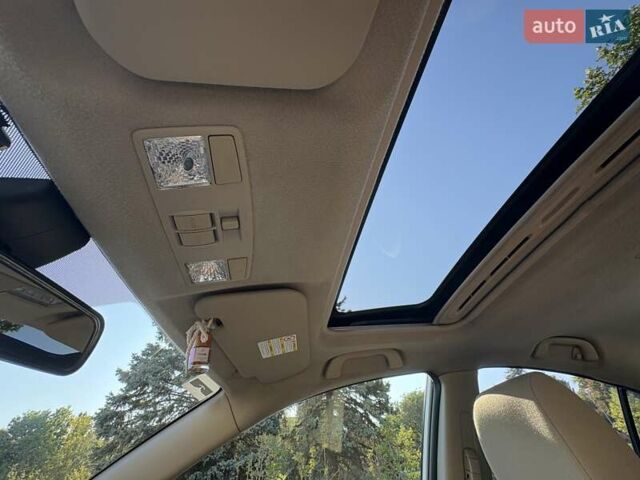 Бежевий Мазда 3, об'ємом двигуна 1.6 л та пробігом 147 тис. км за 5999 $, фото 6 на Automoto.ua