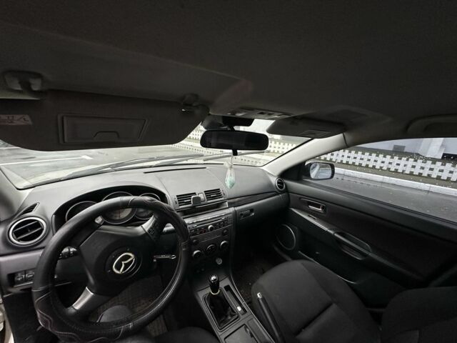 Бежевий Мазда 3, об'ємом двигуна 1.6 л та пробігом 350 тис. км за 3700 $, фото 4 на Automoto.ua