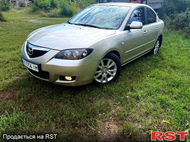 Бежевый Мазда 3, объемом двигателя 1.6 л и пробегом 220 тыс. км за 5600 $, фото 2 на Automoto.ua