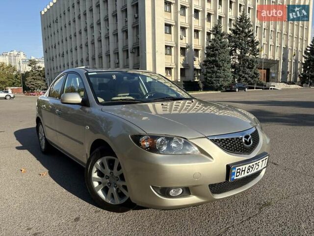 Бежевый Мазда 3, объемом двигателя 1.6 л и пробегом 147 тыс. км за 6300 $, фото 2 на Automoto.ua