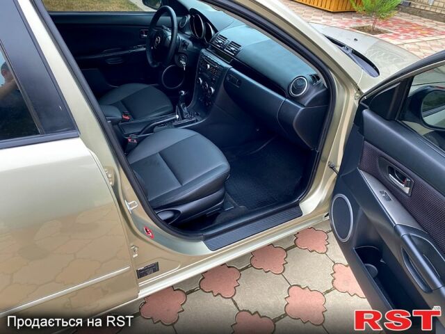 Бежевый Мазда 3, объемом двигателя 1.6 л и пробегом 178 тыс. км за 5200 $, фото 5 на Automoto.ua