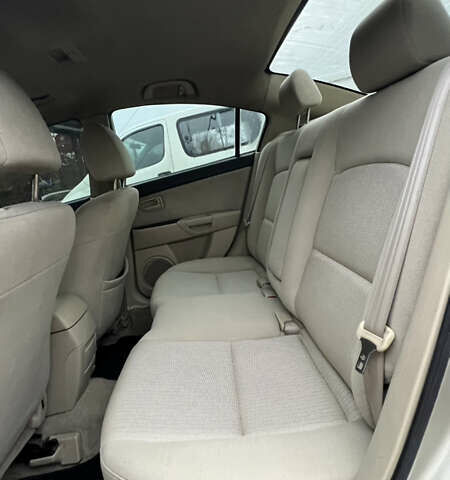 Бежевый Мазда 3, объемом двигателя 1.6 л и пробегом 135 тыс. км за 5199 $, фото 75 на Automoto.ua