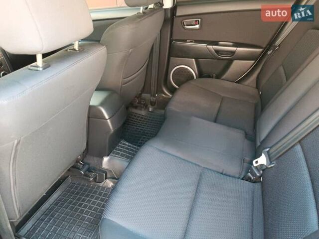 Бежевий Мазда 3, об'ємом двигуна 1.6 л та пробігом 280 тис. км за 4650 $, фото 17 на Automoto.ua