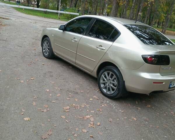 Бежевий Мазда 3, об'ємом двигуна 1.6 л та пробігом 223 тис. км за 5400 $, фото 2 на Automoto.ua