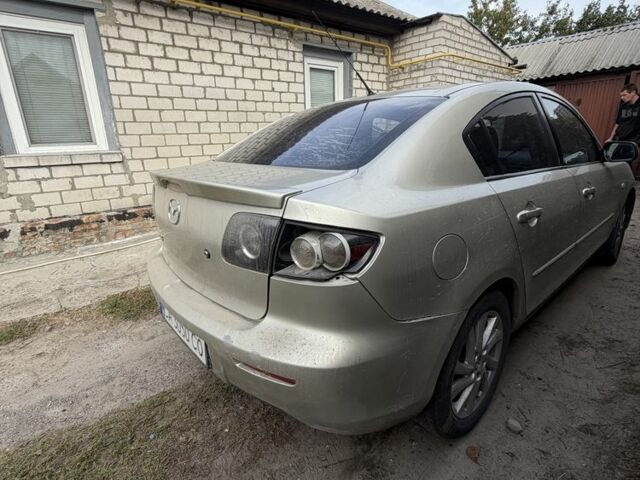 Бежевий Мазда 3, об'ємом двигуна 1.6 л та пробігом 310 тис. км за 2610 $, фото 3 на Automoto.ua