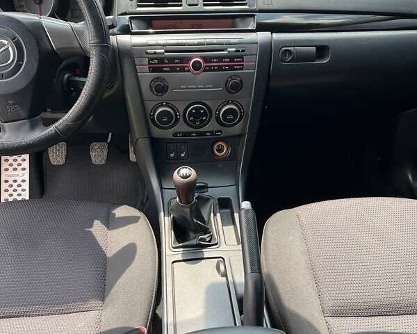 Бежевый Мазда 3, объемом двигателя 1.6 л и пробегом 96 тыс. км за 6200 $, фото 22 на Automoto.ua